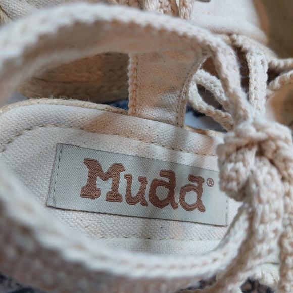 MUDD Vintage Y2K Crochet Beaded Bohemian Espadrille Sandals - Picture 3 of 7
